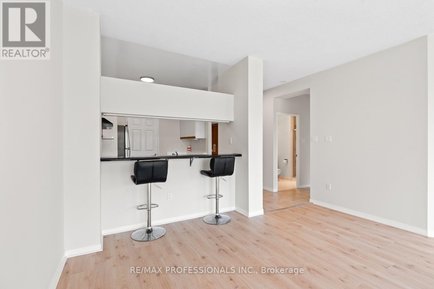 311 - 2511 LAKESHORE ROAD W, Oakville (BR Bronte) — photo 8