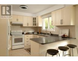 3451 Lincove Terrace, Mississauga, ON L4Y3N4 Photo 13