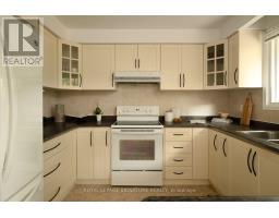 3451 Lincove Terrace, Mississauga, ON L4Y3N4 Photo 15