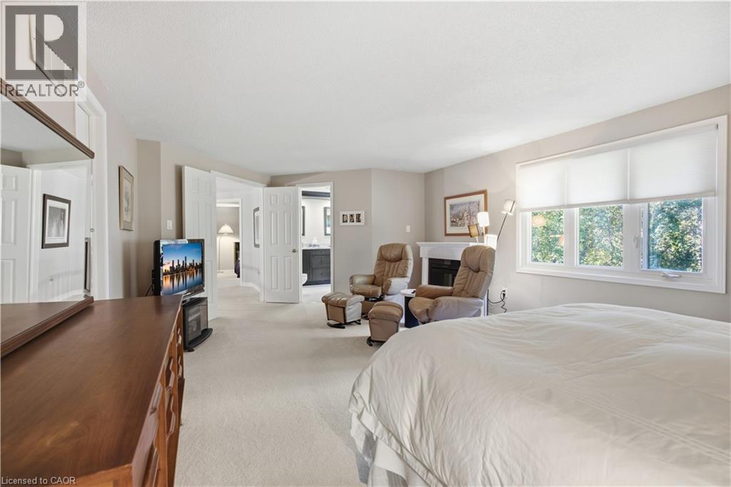 152 SEYMOUR Drive - 37