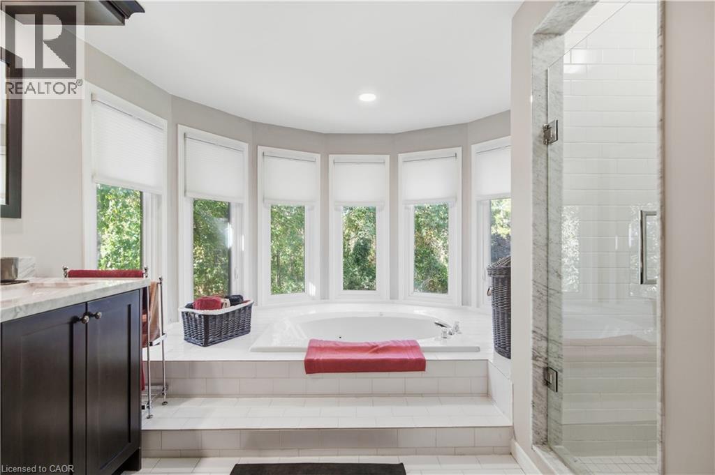 152 SEYMOUR Drive - Image 39