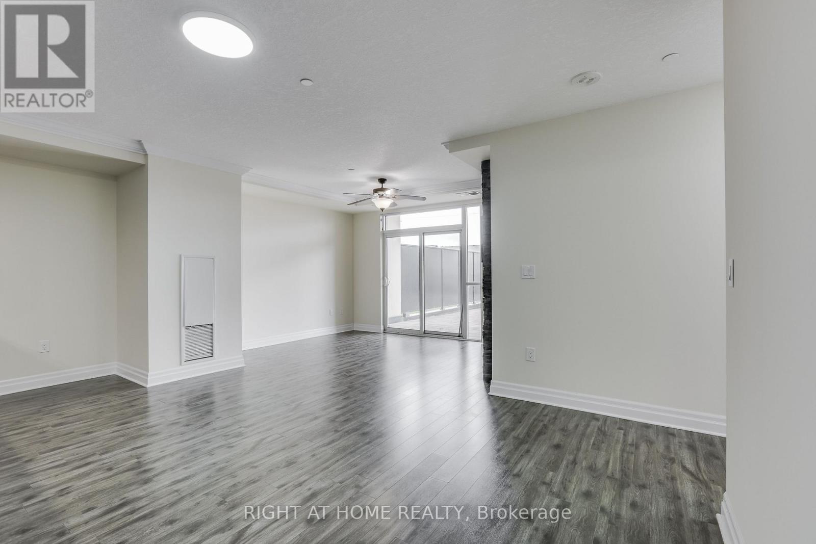 212 - 240 VILLAGEWALK BOULEVARD, London North (North R) — photo 8