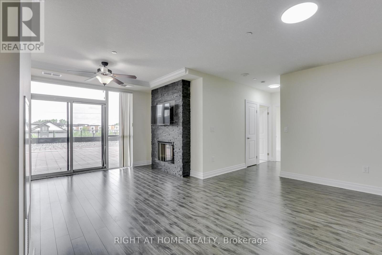 212 - 240 VILLAGEWALK BOULEVARD, London North (North R) — photo 9