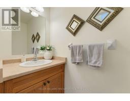 457 Danby Street E, North Perth, ON N4W0A5 Photo 11