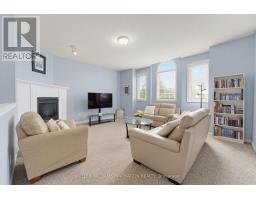 457 Danby Street E, North Perth, ON N4W0A5 Photo 12