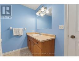 457 Danby Street E, North Perth, ON N4W0A5 Photo 18