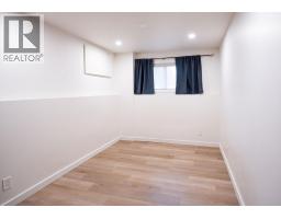 Primary Bedroom - 1506 Mountain View Drive, Revelstoke, BC V0E2S1 Photo 12