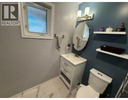 Family room - 429 Collinge Road, Hinton, AB T7V1L1 Photo 9