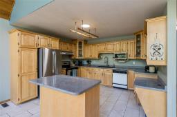 6 Steg Trail, Lorette, MB R5K1G4 Photo 15