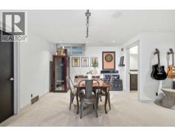 2042 49 Avenue SW - photo 23