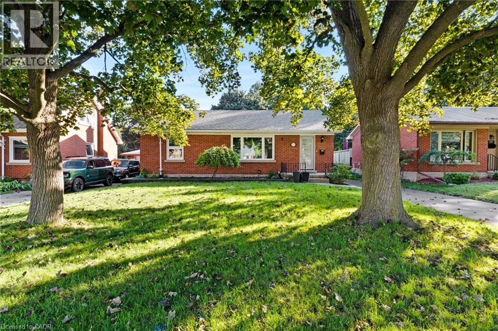135 PATRICIA Avenue - Image 4