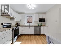 135 Patricia Avenue, Kitchener, ON N2M1J5 Photo 15