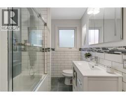 135 Patricia Avenue, Kitchener, ON N2M1J5 Photo 25