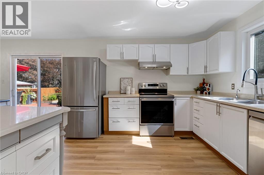 135 PATRICIA Avenue - Image 17