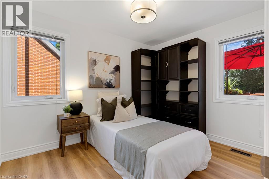 135 PATRICIA Avenue - Image 28