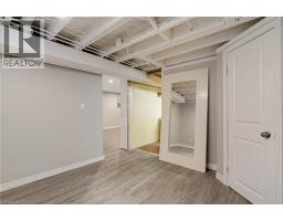 135 Patricia Avenue, Kitchener, ON N2M1J5 Photo 35