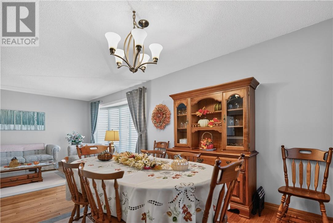 150 Newton Crescent - Image 17
