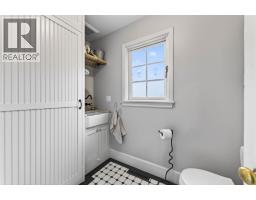 502 Houston Street, Nelson, BC V1L5H7 Photo 37