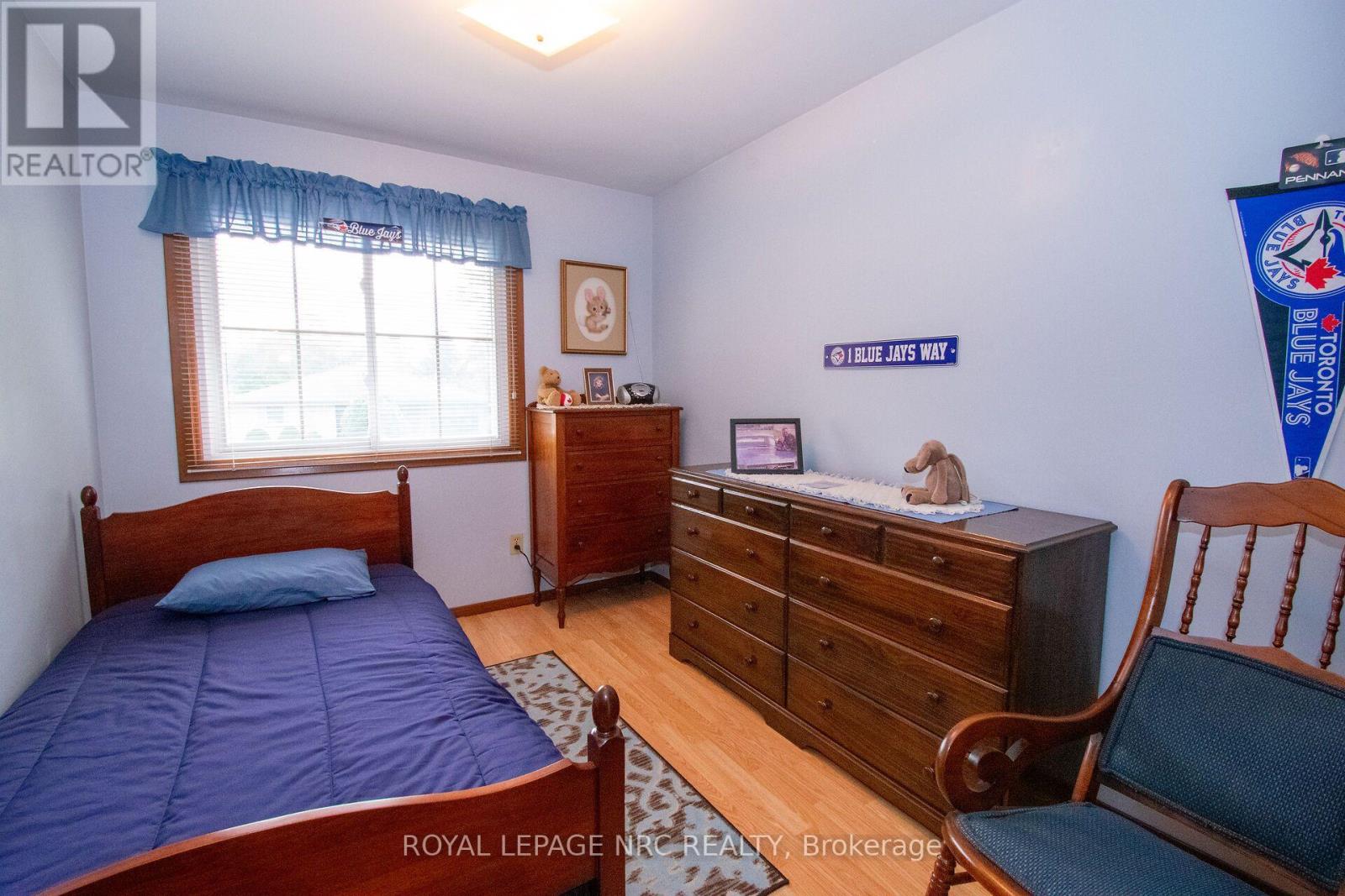 81 ZIRALDO ROAD N - Image 29
