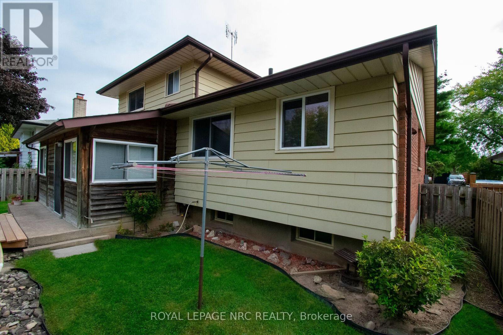 81 ZIRALDO ROAD N - 39