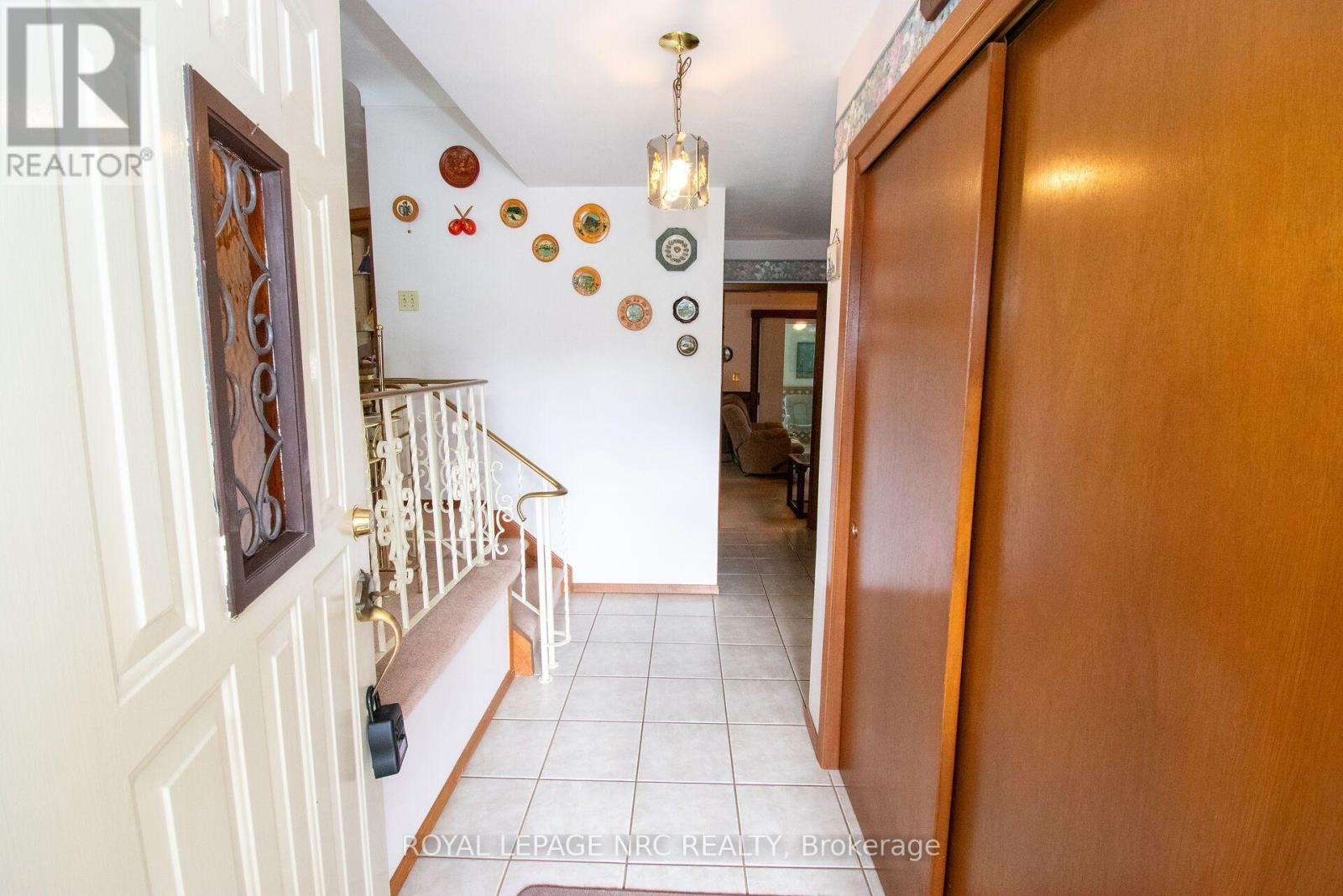 81 ZIRALDO ROAD N - Image 4