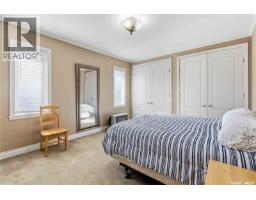 Den - 610 Beechdale Terrace, Saskatoon, SK S7V0A5 Photo 12