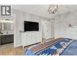 9117 Crystal Lake Drive, Grande Prairie, AB T8X1J3 Photo 17