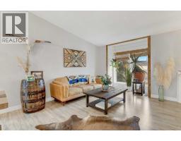 Bedroom - 9117 Crystal Lake Drive, Grande Prairie, AB T8X1J3 Photo 6