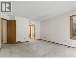 92 Scandia Hill Nw, Calgary, AB T3L1T9 Photo 27