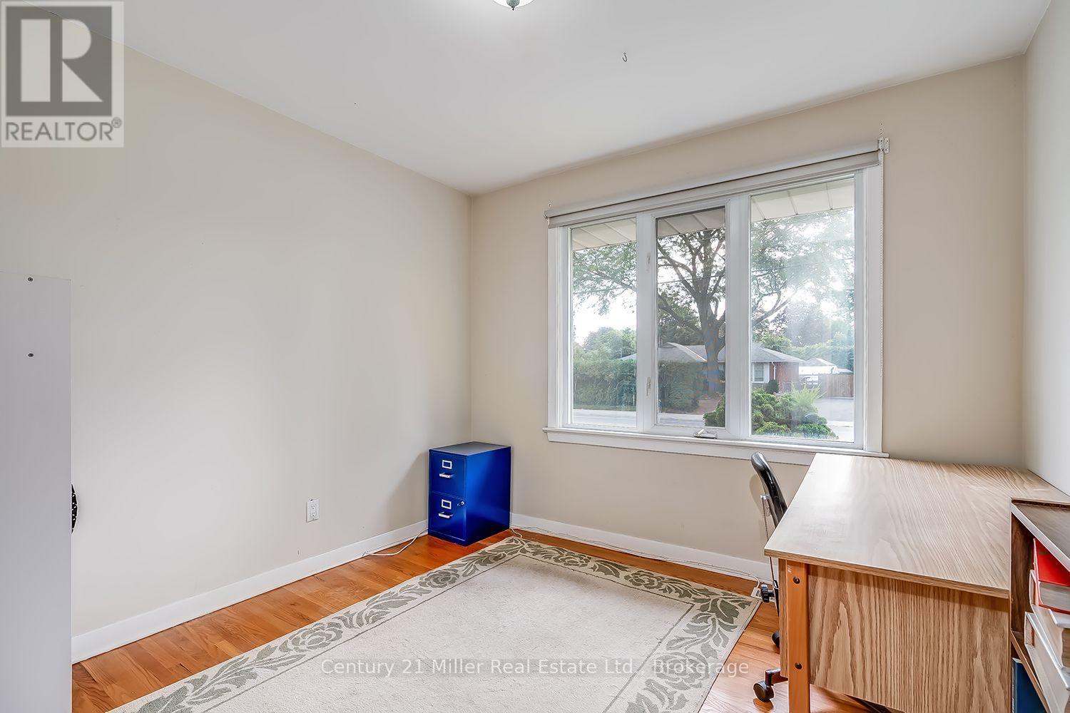 1135 BRIDGE ROAD N - Image 22