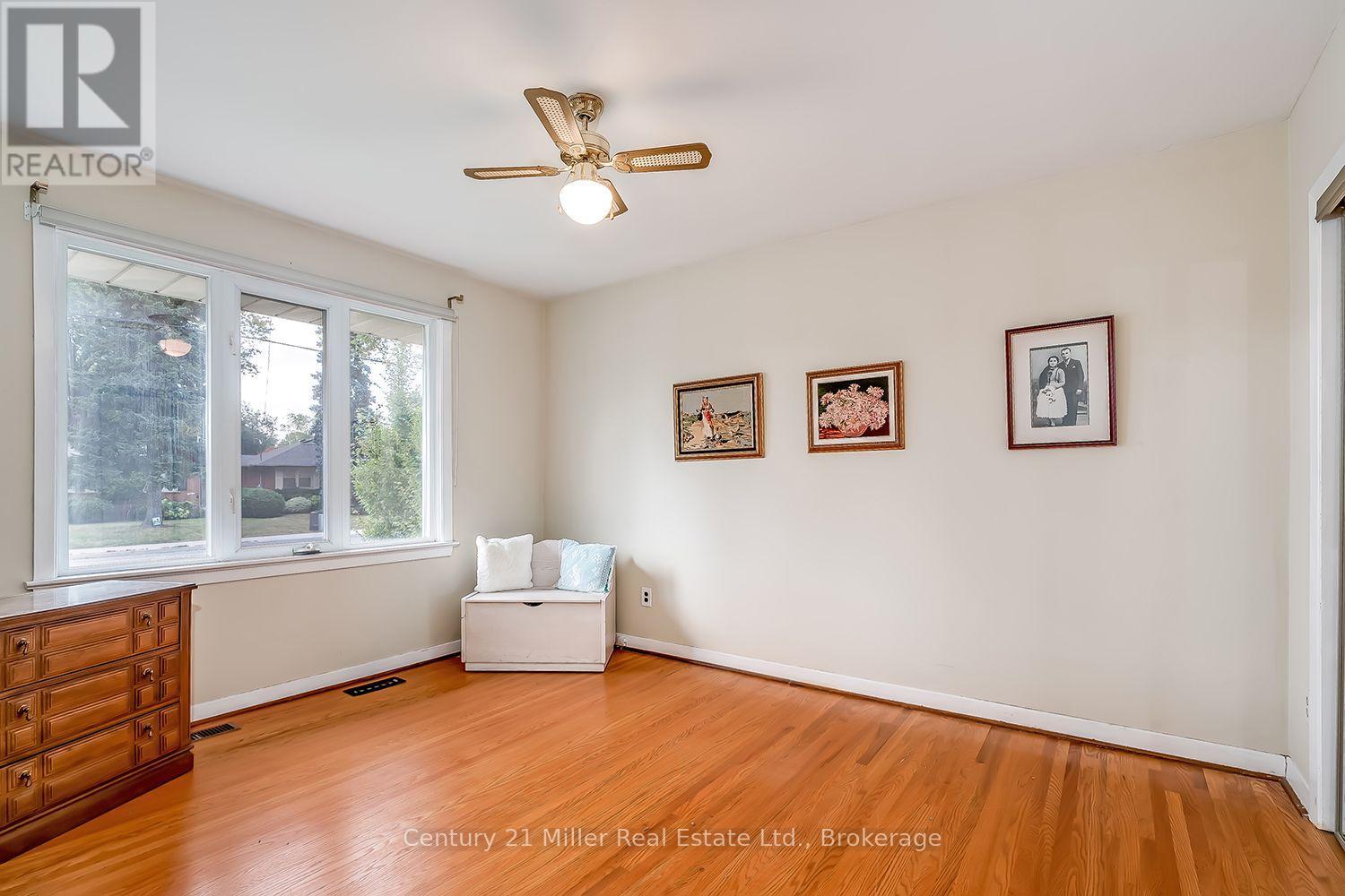 1135 BRIDGE ROAD N - Image 24