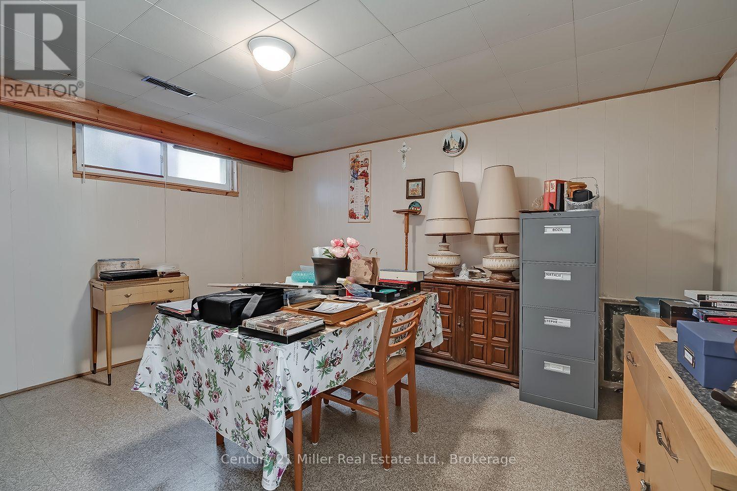 1135 BRIDGE ROAD N - Image 29