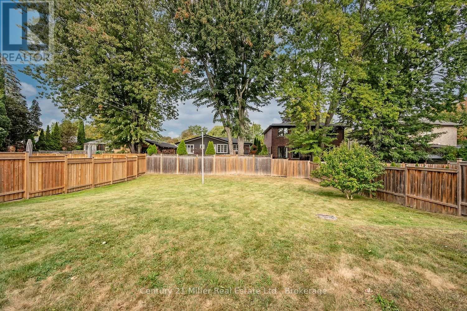 1135 BRIDGE ROAD N - Image 41