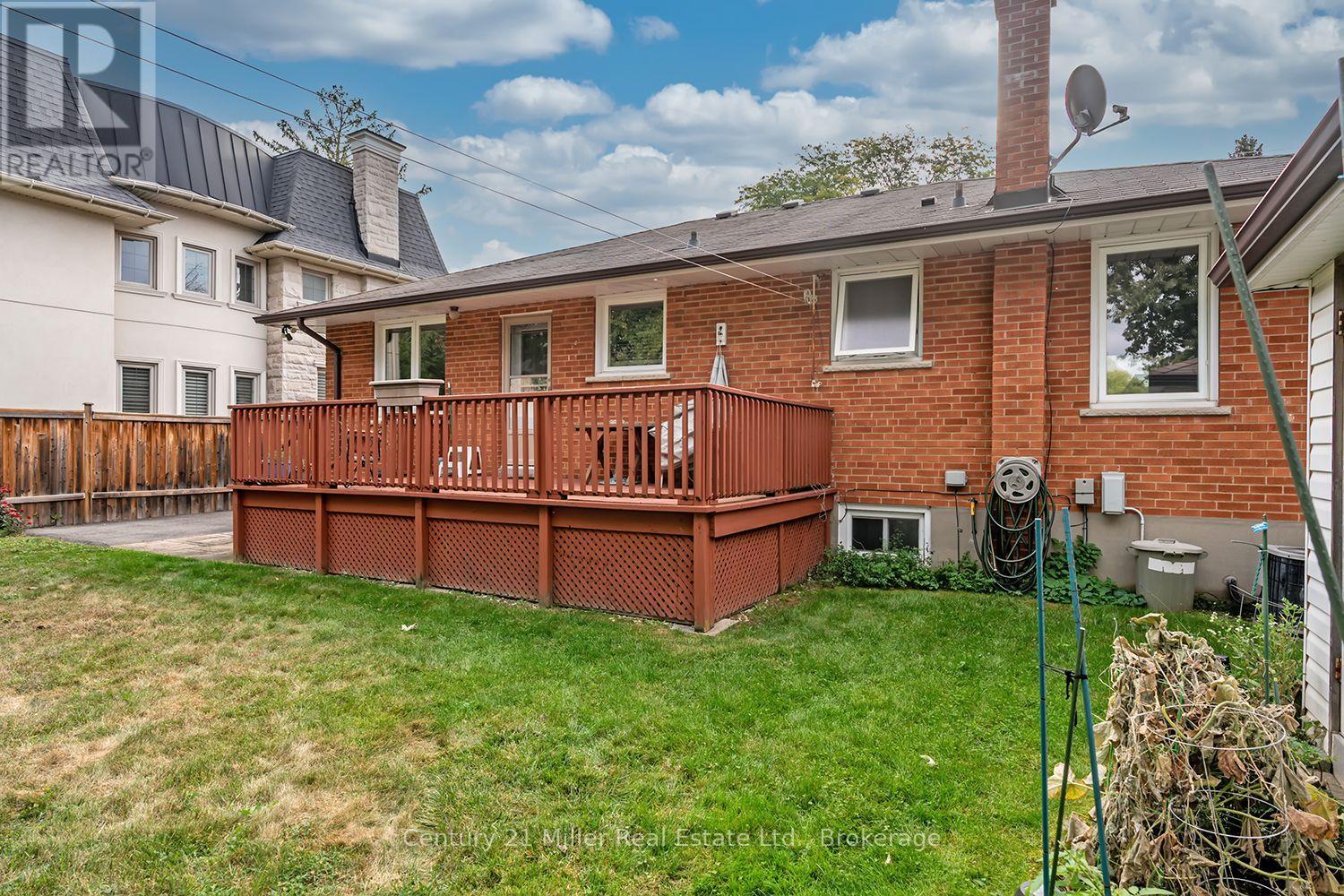 1135 BRIDGE ROAD N - Image 43