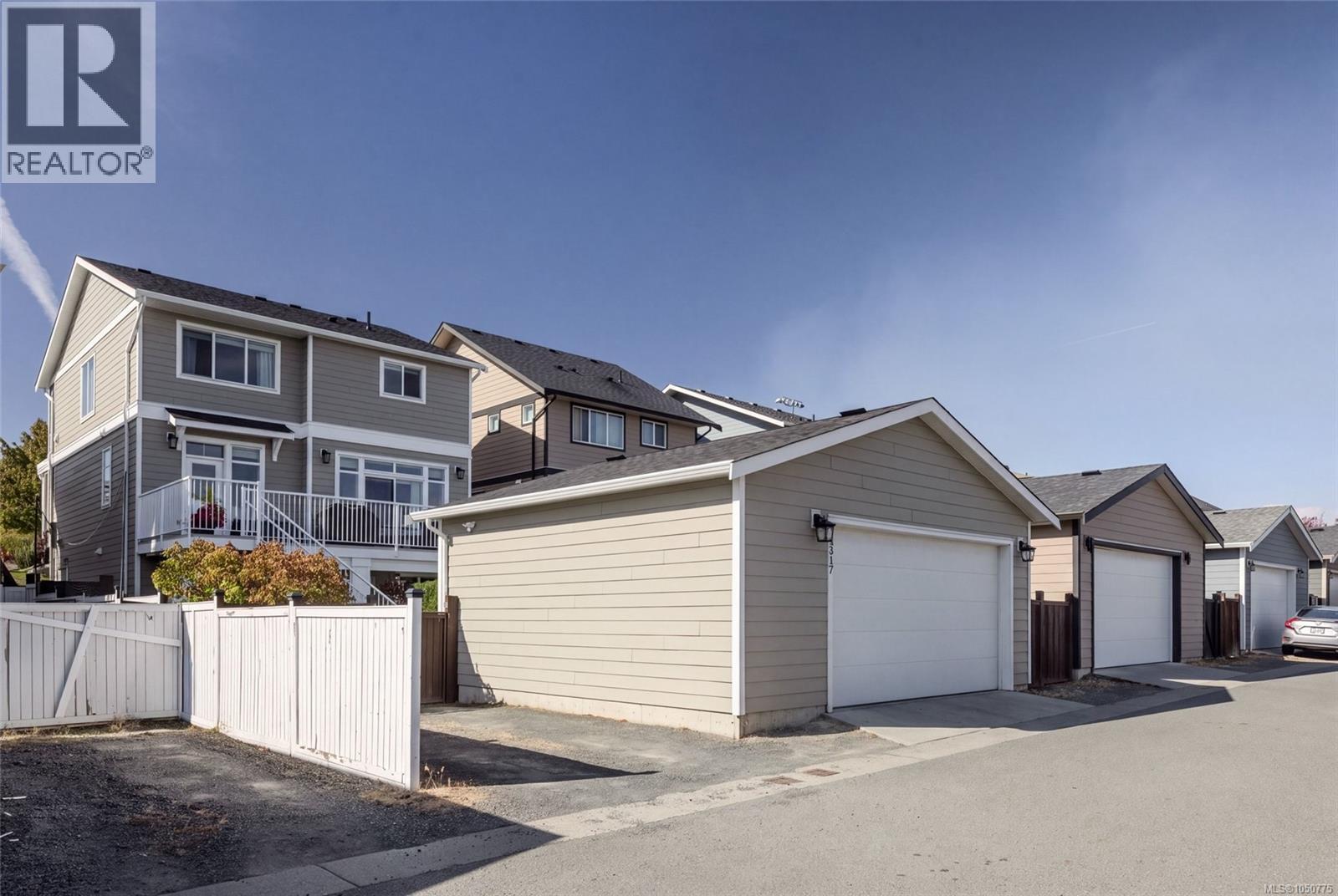 3517 Ryder Hesjedal Way - 38