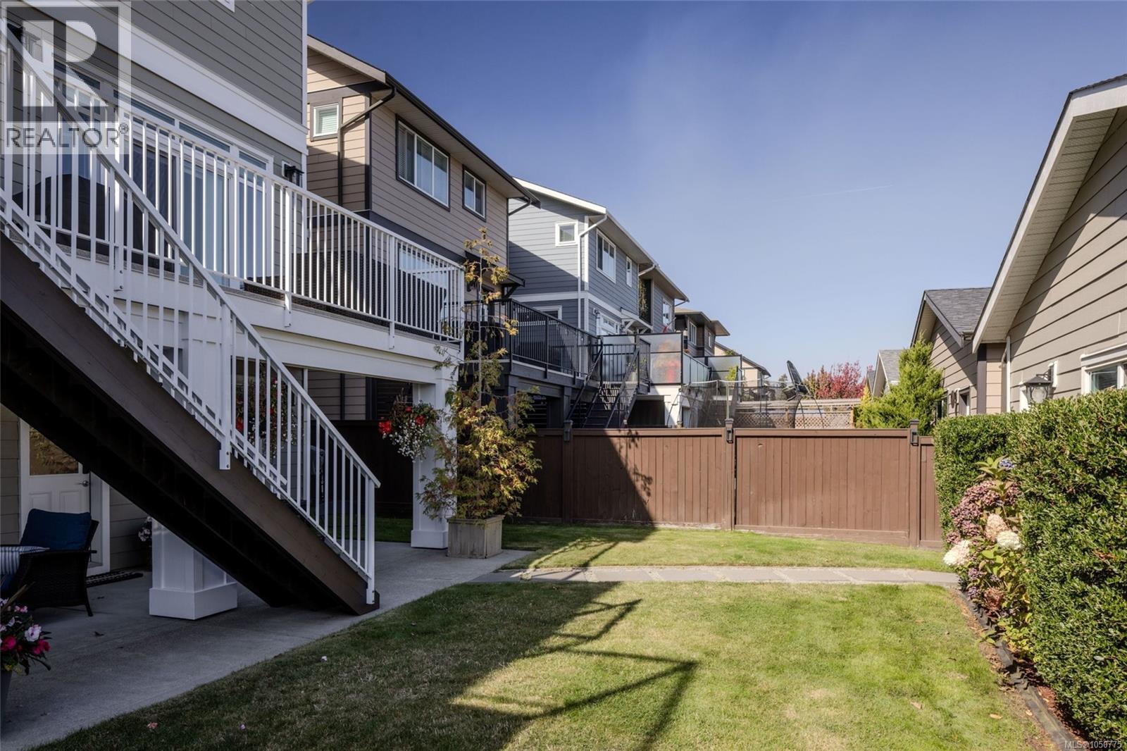 3517 Ryder Hesjedal Way - Image 39