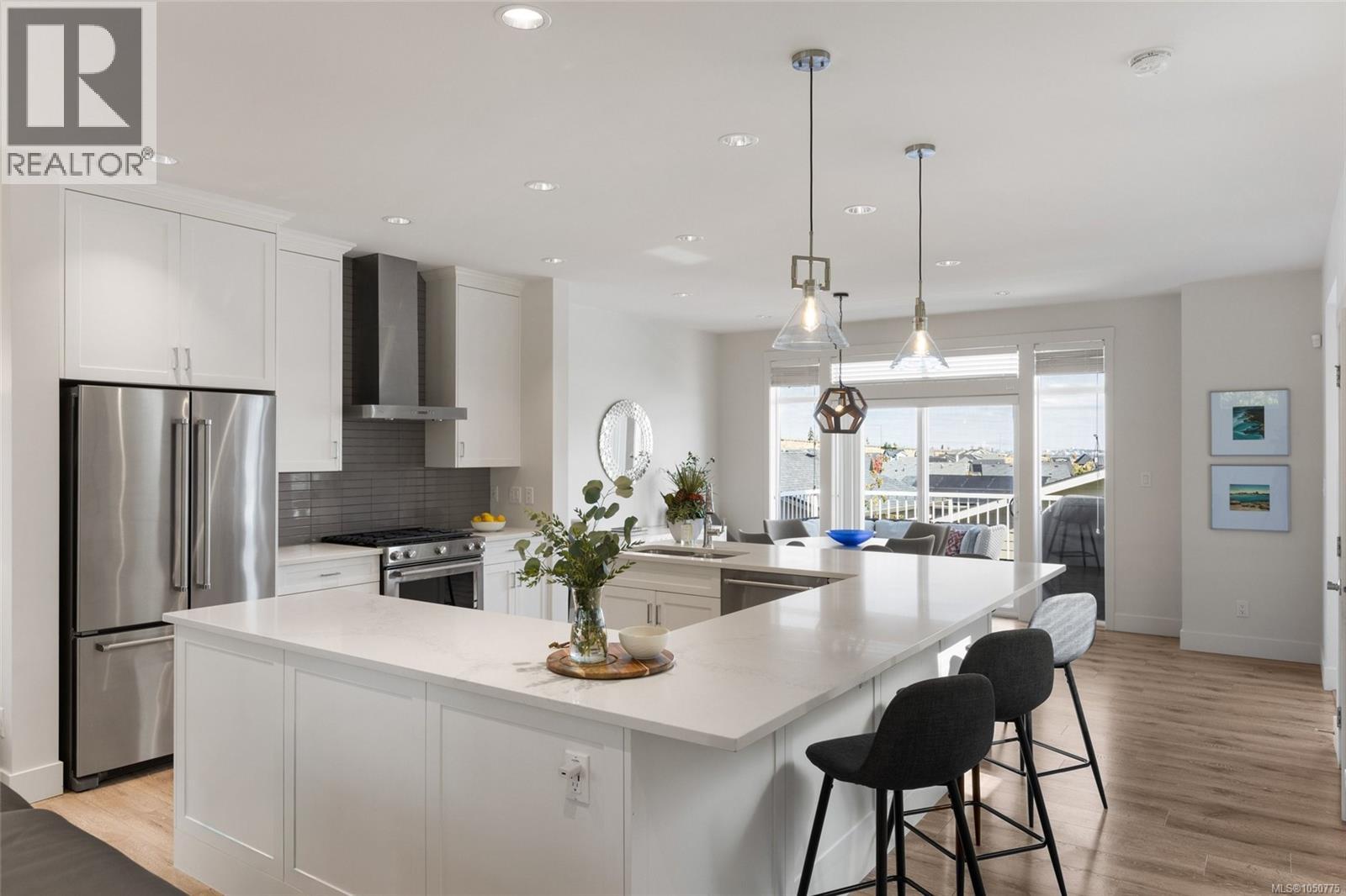 3517 Ryder Hesjedal Way - 4