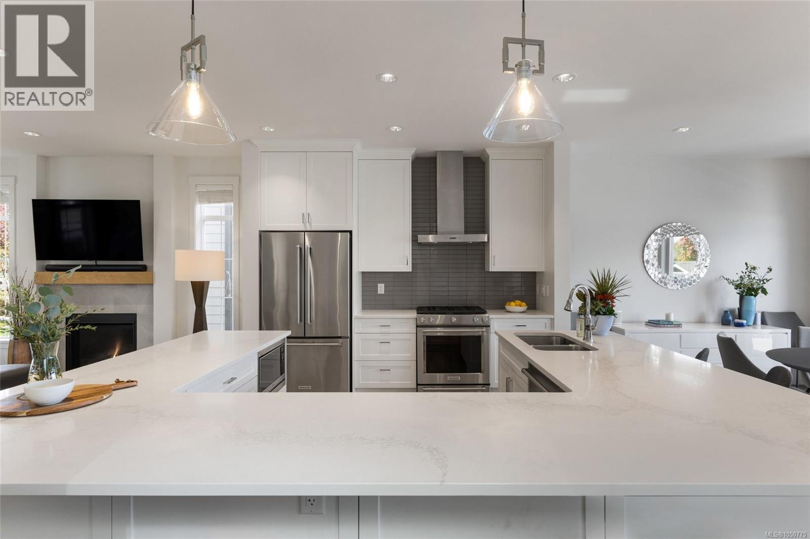 3517 Ryder Hesjedal Way - 7