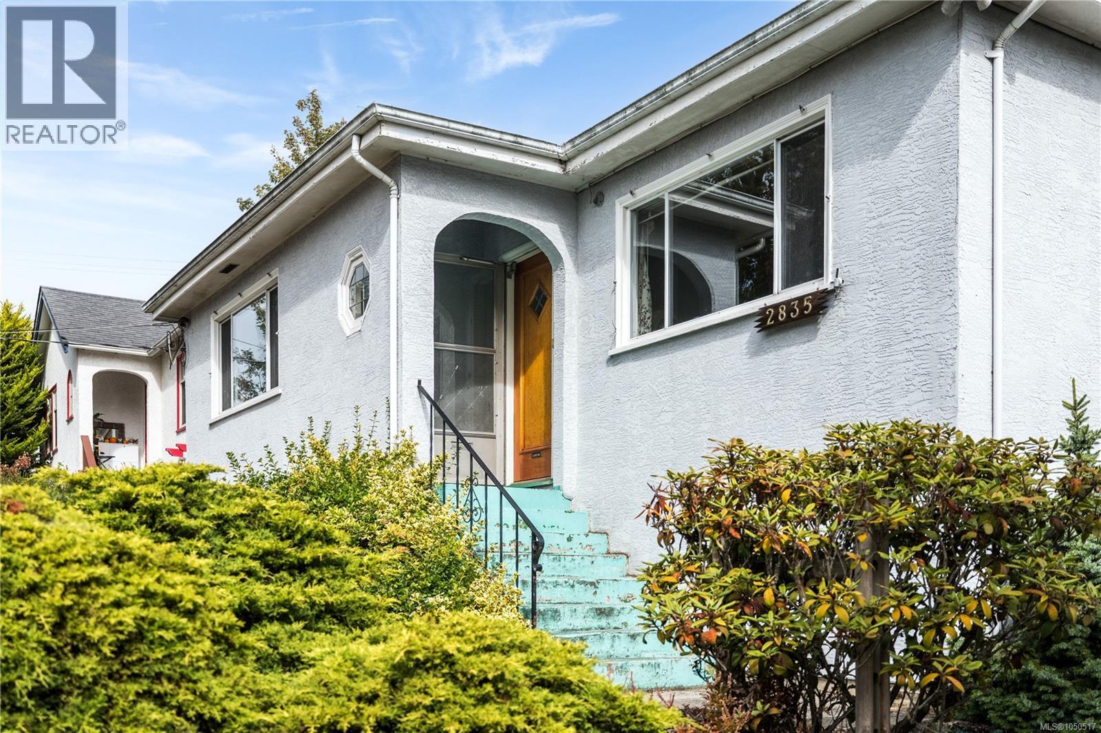  2835 Fifth Street, Victoria