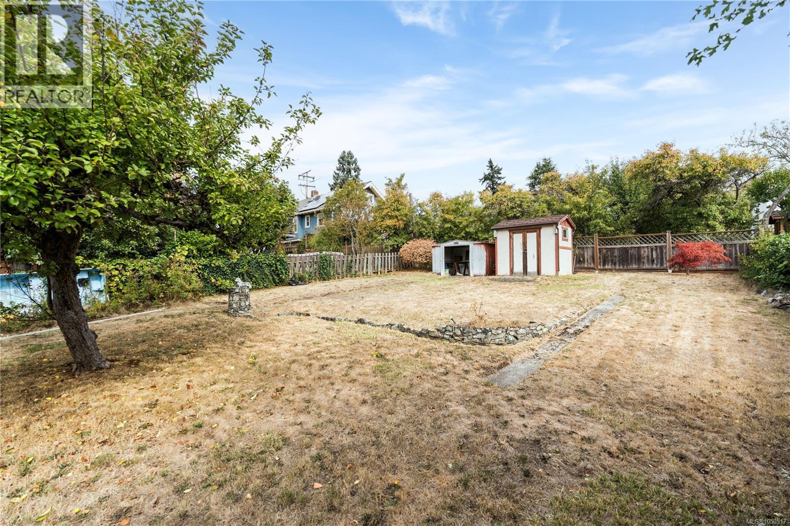  2835 Fifth Street, Victoria