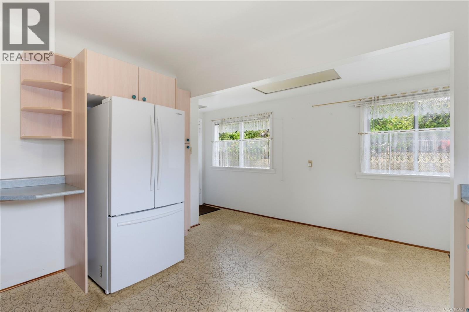  2835 Fifth Street, Victoria