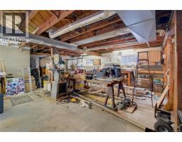 2835 Fifth St, Victoria, BC V8T4B3 Photo 14