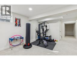 62 Cougar Plateau Way Sw, Calgary, AB T3H5S5 Photo 26