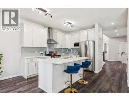 2pc Bathroom - 62 Cougar Plateau Way Sw, Calgary, AB T3H5S5 Photo 7