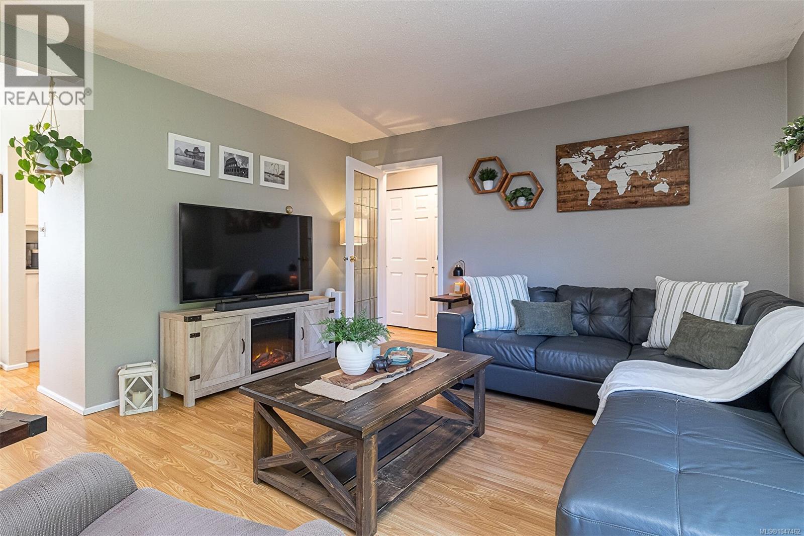 #11 7675 East Saanich Rd - 14