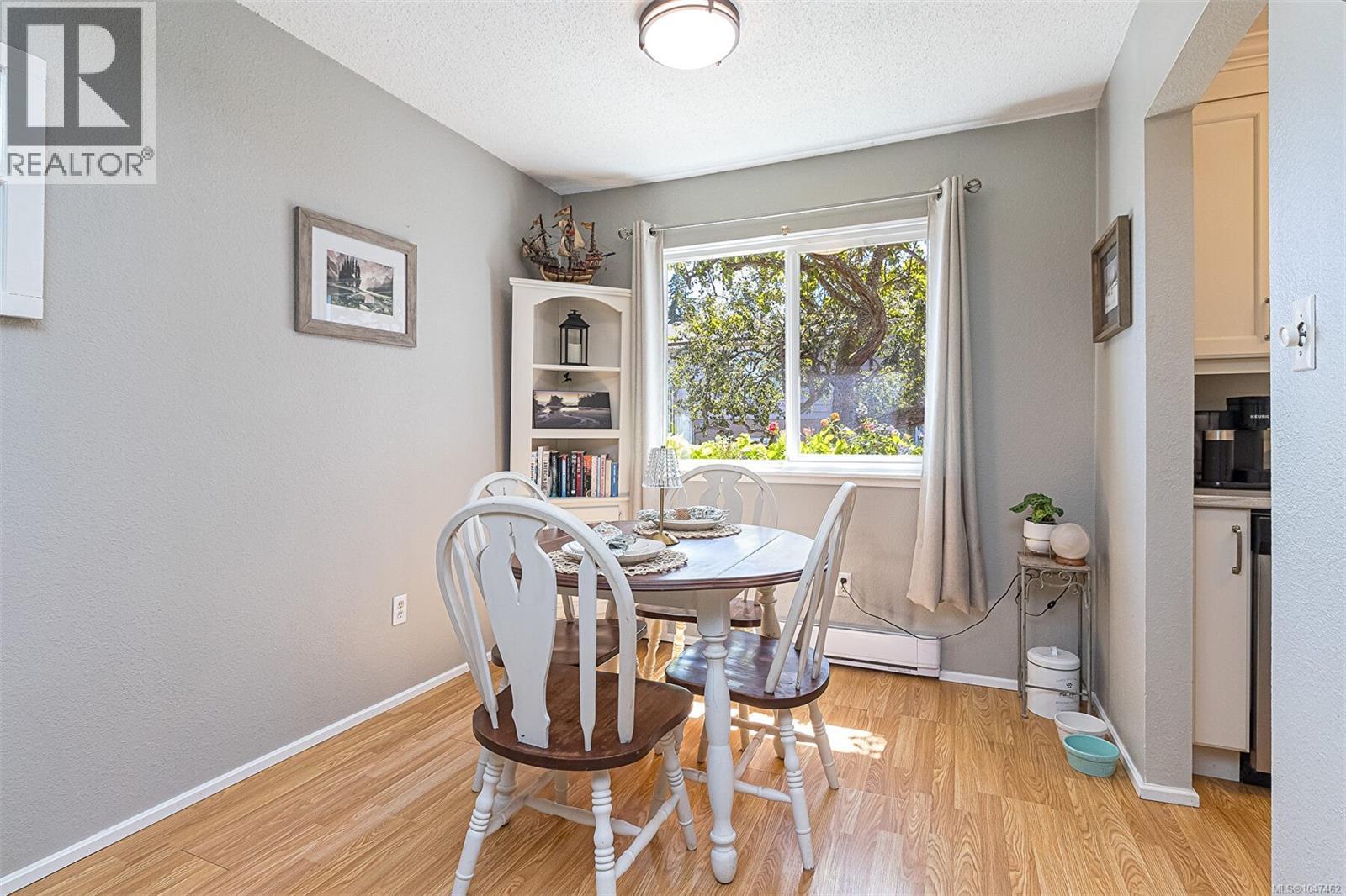 #11 7675 East Saanich Rd - 16