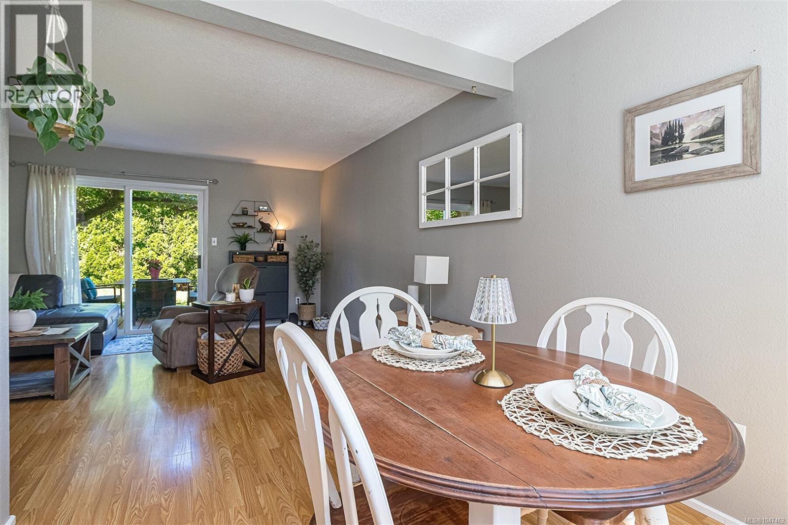#11 7675 East Saanich Rd - 19