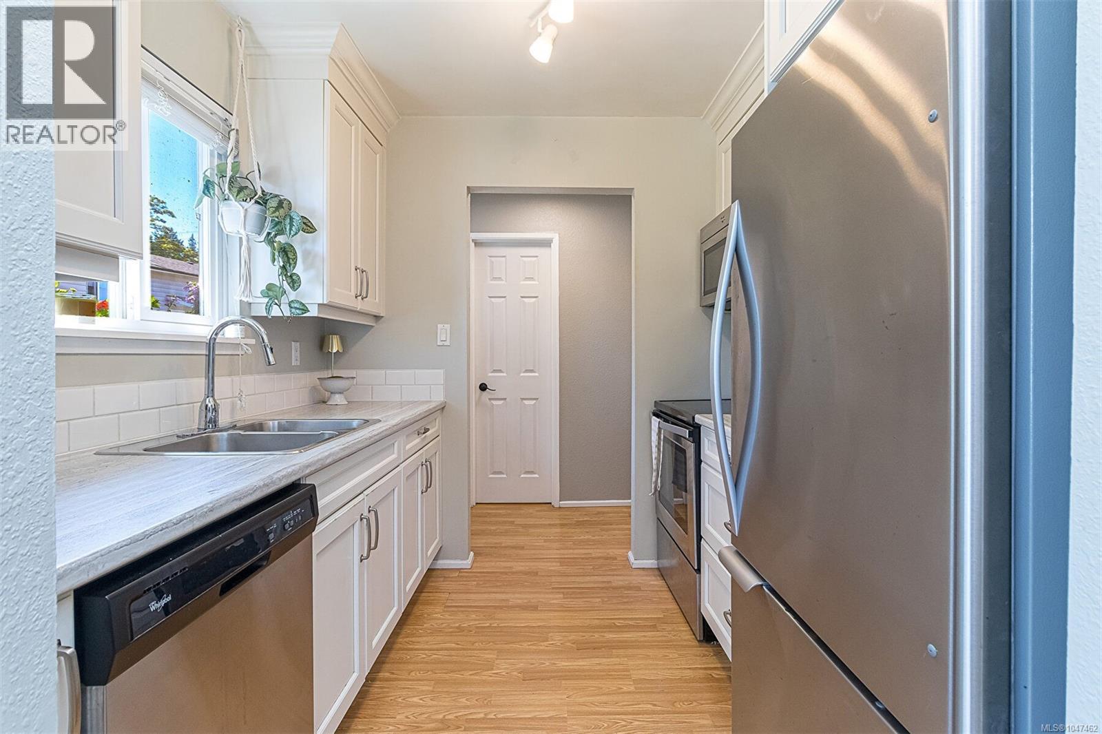 #11 7675 East Saanich Rd - 20