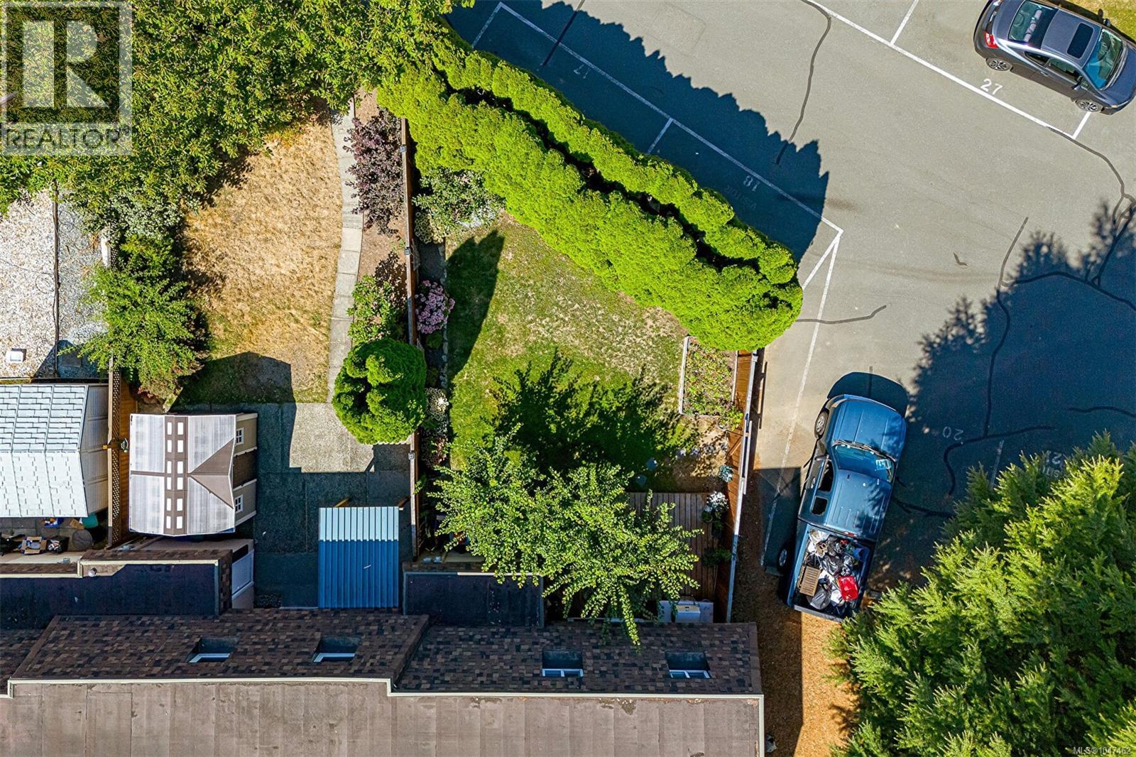 #11 7675 East Saanich Rd - 47