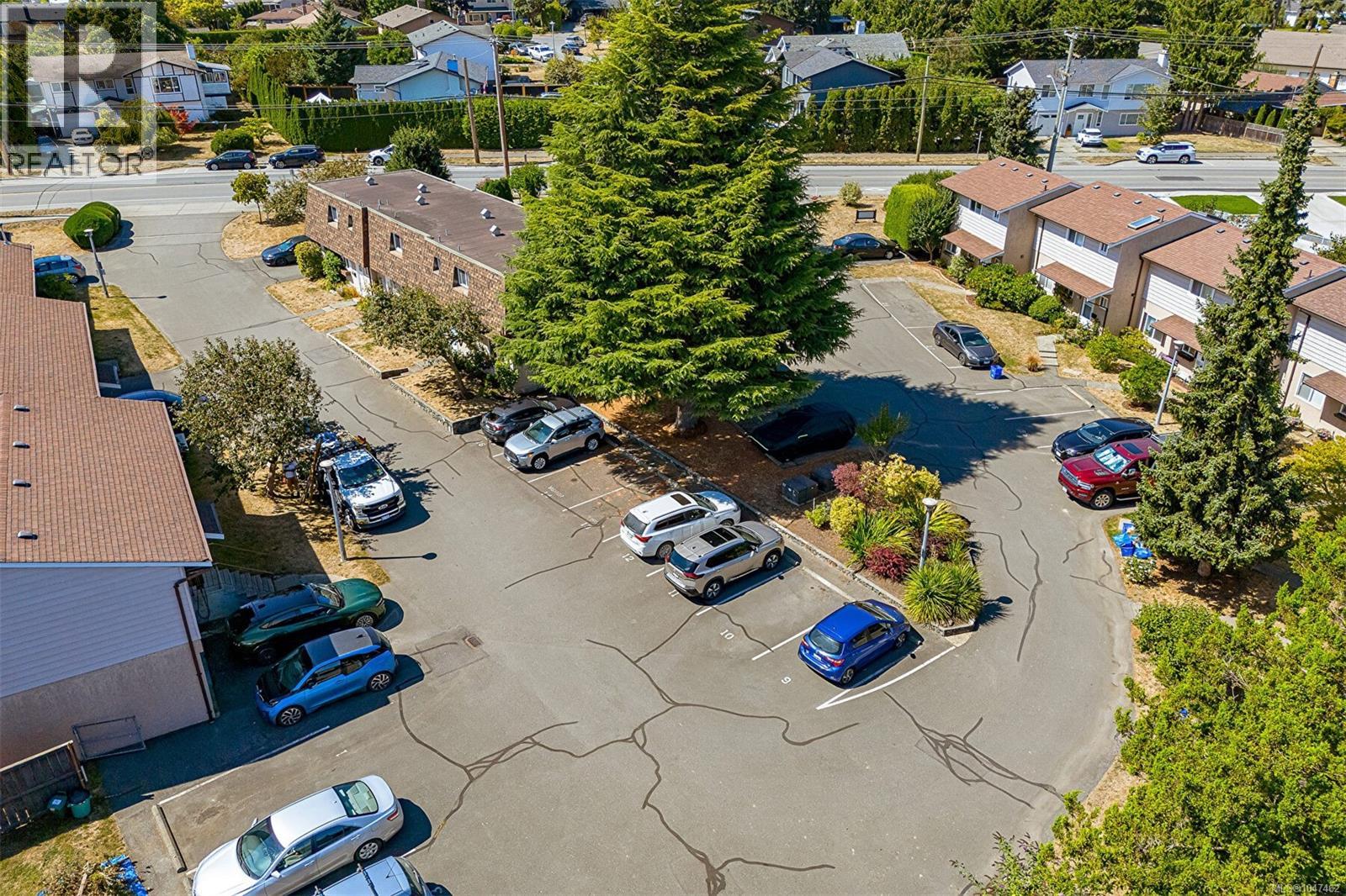 #11 7675 East Saanich Rd - 48